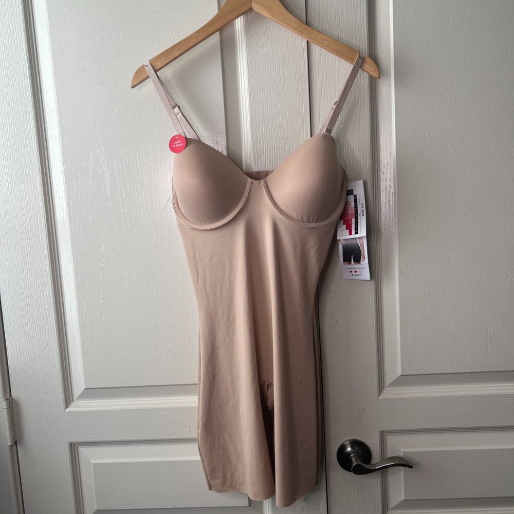 Spanx Red Hot Beige Bodysuit Sz L